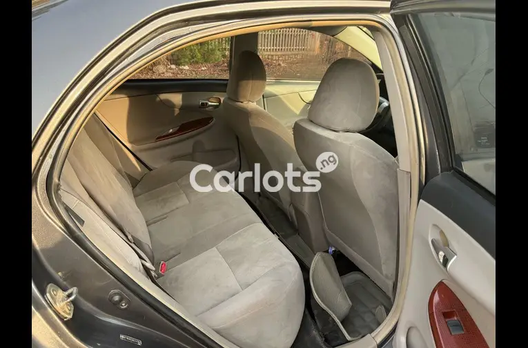 2012 TOYOTA COROLLA LE for sale in Abuja, FCT - thumbnail 3