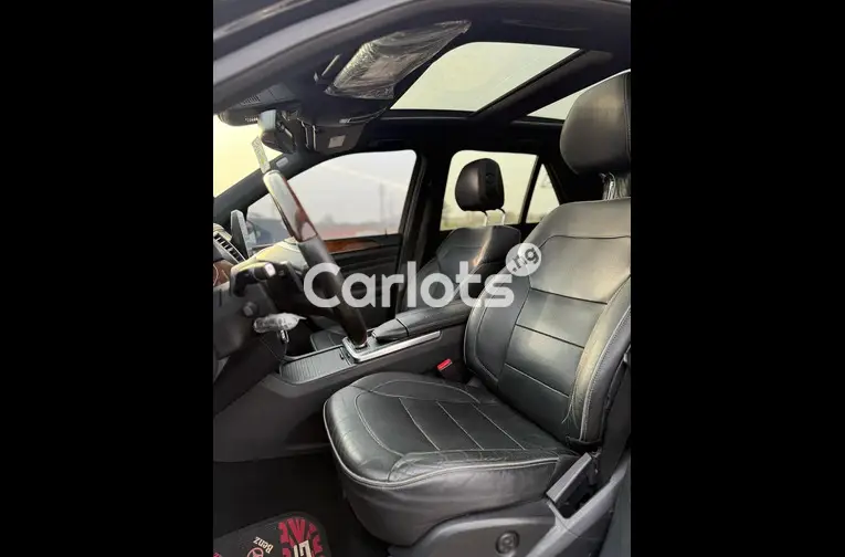2017 UPGRADED MERCEDES BENZ GLE350 for sale in Abuja, FCT - photo 3 of 5