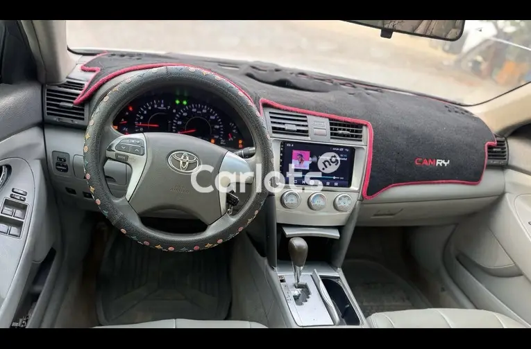 2011 TOYOTA CAMRY LE for sale in Abuja, FCT - photo 2 of 5