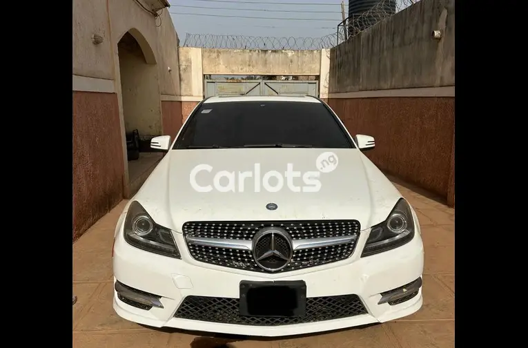 2013 MERCEDES BENZ C300 for sale in Kaduna, Kaduna - thumbnail 2