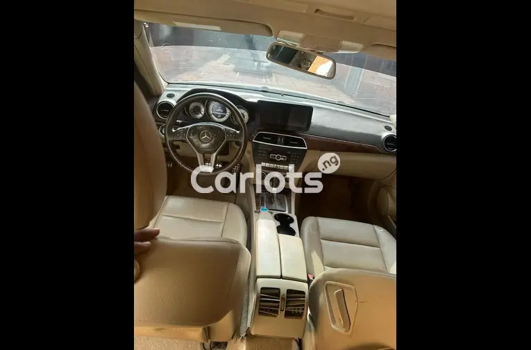 2013 MERCEDES BENZ C300 for sale in Kaduna, Kaduna - thumbnail 3