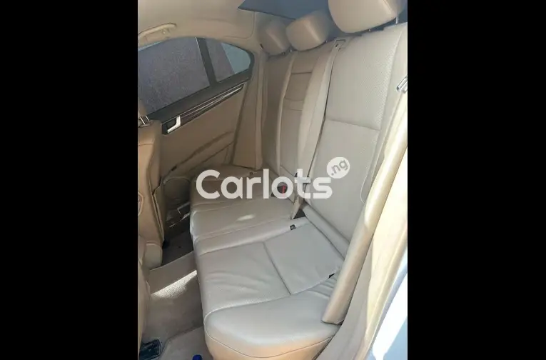 2013 MERCEDES BENZ C300 for sale in Kaduna, Kaduna - thumbnail 4