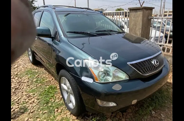 Nigerian Used SUPER CLEAN 2008 LEXUS RX350 for sale in Kaduna - photo 2 of 5