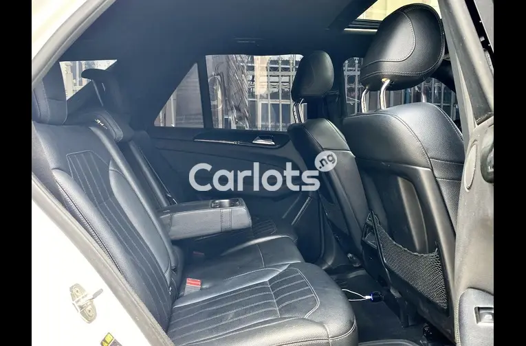 2018 MERCEDES BENZ GLE350 for sale in Abuja, FCT - thumbnail 4