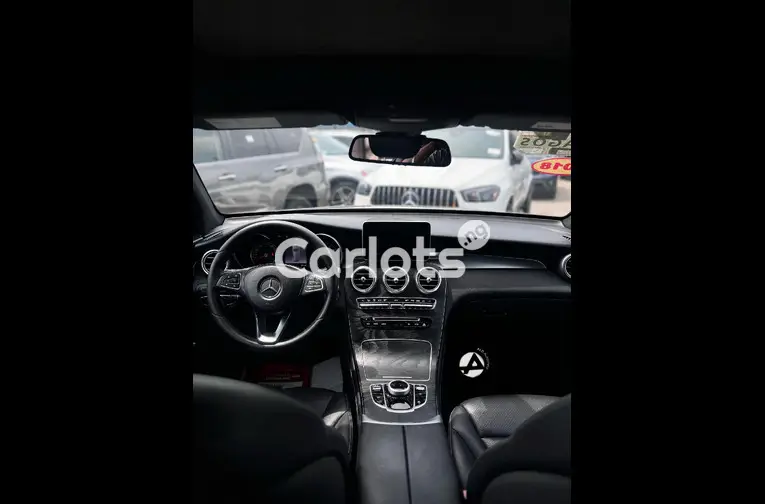 2018 Mercedes Benz GLC 300 4Matic(2 Units) - 2/5