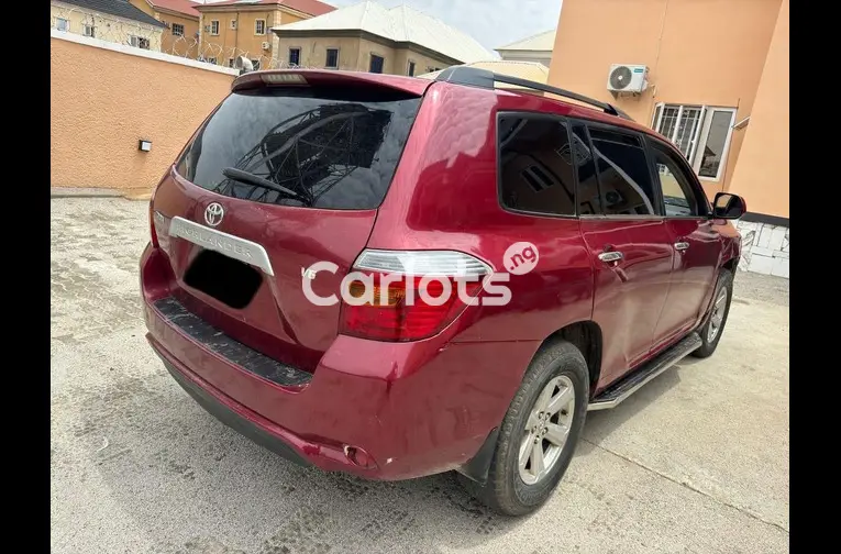 2009 TOYOTA HIGHLANDER for sale in Abuja, FCT - thumbnail 4
