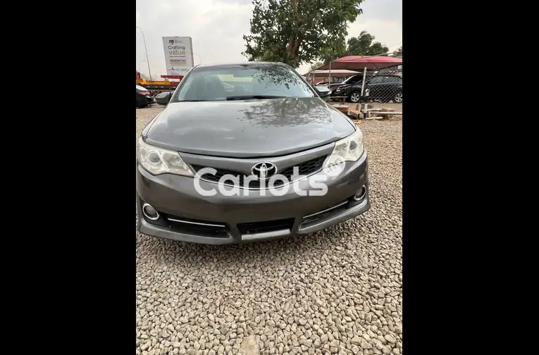 DISTRESS SALE 2013 TOYOTA CAMRY for sale in Abuja, FCT - photo 1 of 5