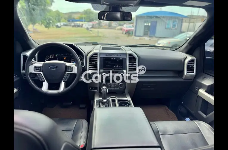 FOREIGN USED 2023 UPGRADED FORD F-150 RAPTOR for sale in Abuja, FCT - thumbnail 3