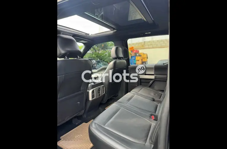 FOREIGN USED 2023 UPGRADED FORD F-150 RAPTOR for sale in Abuja, FCT - photo 4 of 5