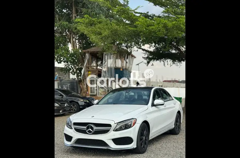 2016 MERCEDES BENZ C300 for sale in Abuja