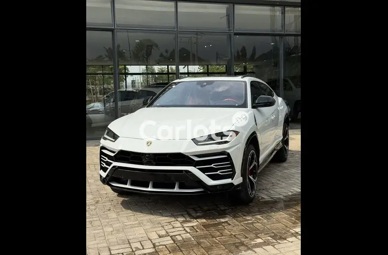 Foreign Used LAMBORGHINI URUS WITH VIP SEATS for sale in Abuja, FCT - photo 1 of 5