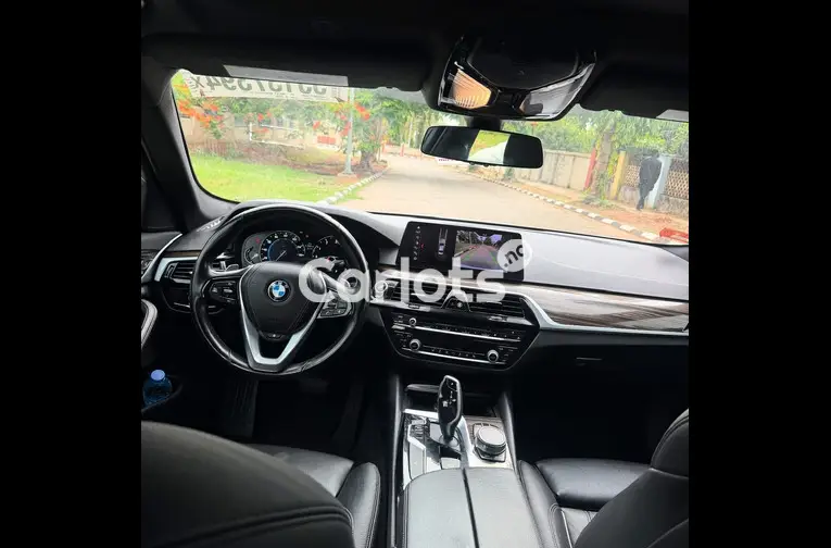 FOREIGN USED 2019 BMW 5 SERIES 530i for sale in Abuja, FCT - photo 2 of 5