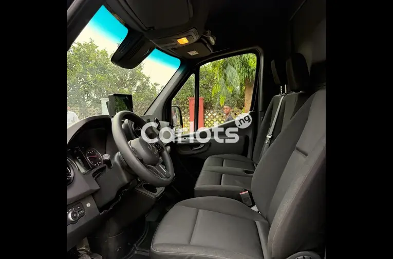 BRAND NEW 2022 MERCEDES BENZ FULL LUXURY SPRINTER for sale in Abuja, FCT - photo 2 of 5