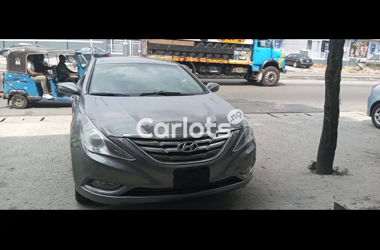 2013 Hyundai Sonata Sport Edition - 3/5