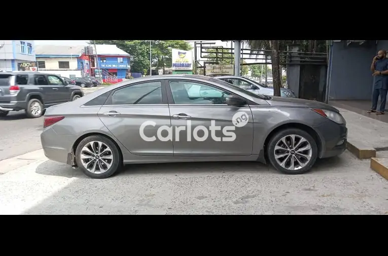 2013 Hyundai Sonata Sport Edition - 4/5