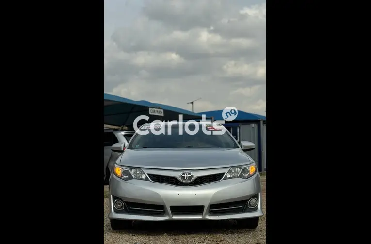 FOREIGN USED 2012 TOYOTA CAMRY SE for sale in Abuja, FCT - photo 1 of 5