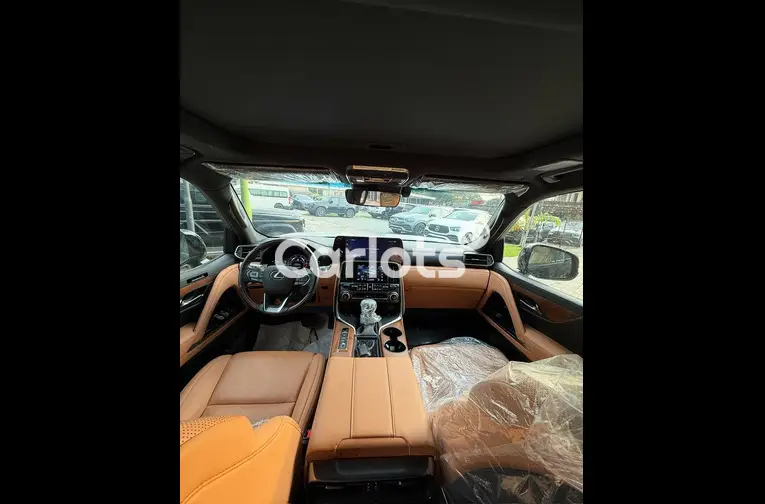 BRAND NEW 2023 LEXUS LX600 for sale in Abuja, FCT - photo 3 of 5