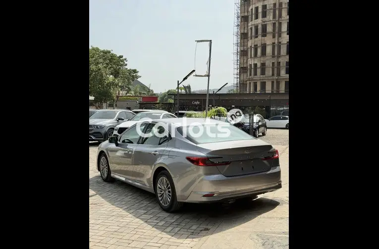 BRAND NEW 2025 TOYOTA CAMRY for sale in Abuja, FCT - thumbnail 5