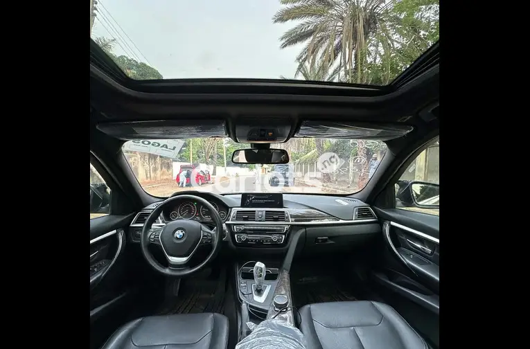 FOREIGN USED 2016 BMW 3 SERIES 328i M-KITTED for sale in Abuja, FCT - photo 2 of 5