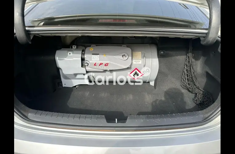 FOREIGN USED 2016 HYUNDAI SONATA LPI for sale in Kaduna, Kaduna - thumbnail 5