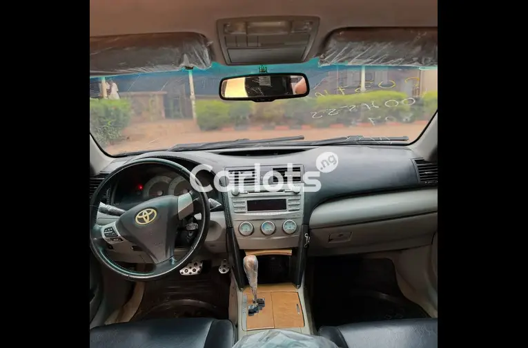 TOKS STANDARD 2011 TOYOTA CAMRY SE - 3/5