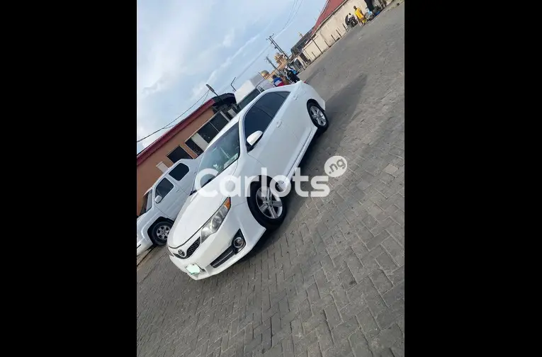 Pre-Owned 2013 Toyota Camry Sport for sale in Surulere, Lagos - photo 1 of 5