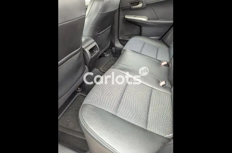 Pre-Owned 2013 Toyota Camry Sport - 3/5