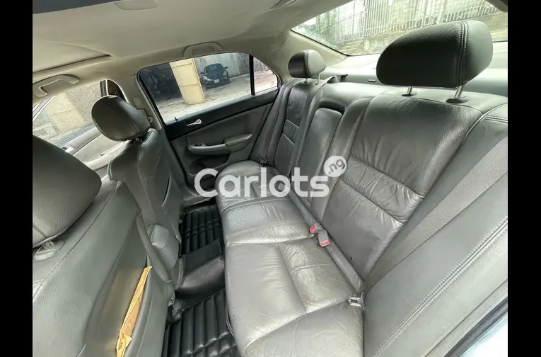 Nigerian Used Clean 2007 Honda Accord for sale in Ikoyi, Lagos - photo 3 of 5