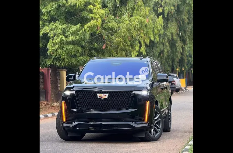 FOREIGN USED 2022 CADILLAC ESCALADE for sale in Abuja - photo 1 of 5