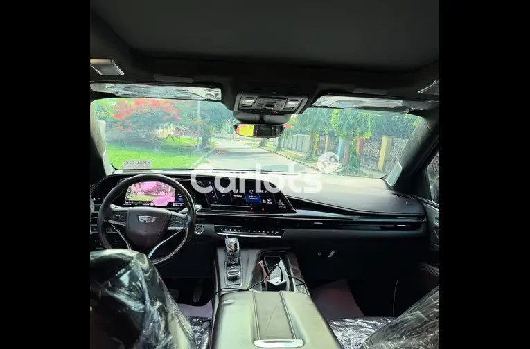 FOREIGN USED 2022 CADILLAC ESCALADE - 3