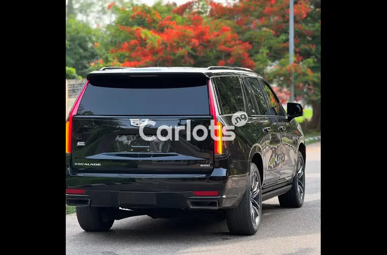 FOREIGN USED 2022 CADILLAC ESCALADE - 5/5