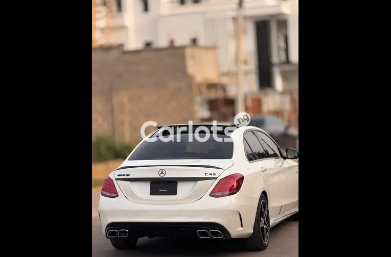 FOREIGN USED 2018 MERCEDES BENZ C43 AMG FULL OPTION for sale in Kaduna, Kaduna - thumbnail 4