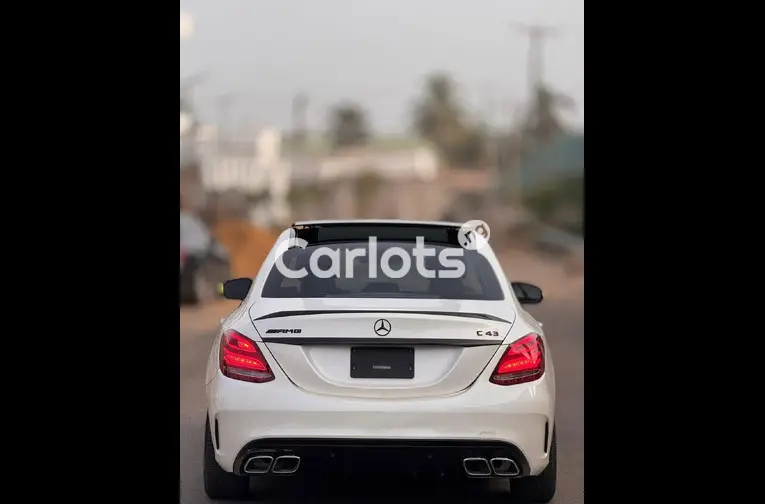 FOREIGN USED 2018 MERCEDES BENZ C43 AMG FULL OPTION for sale in Kaduna, Kaduna - thumbnail 5