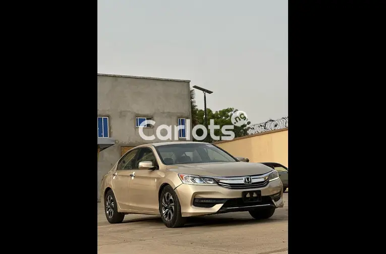 2017 UPGRADED HONDA ACCORD for sale in Kaduna, Kaduna - thumbnail 2