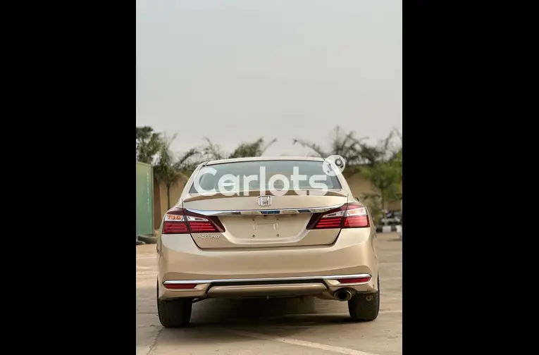 2017 UPGRADED HONDA ACCORD for sale in Kaduna, Kaduna - thumbnail 5
