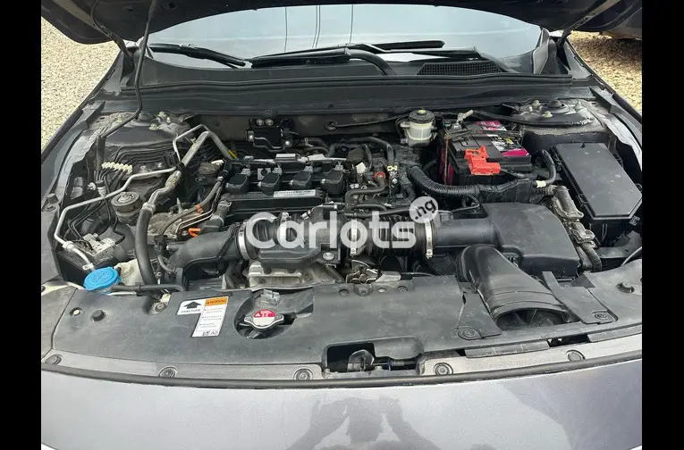 2019 KEYLESS HONDA ACCORD for sale in Abuja, FCT - thumbnail 5