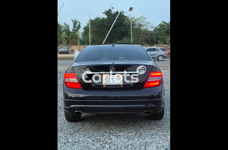 2011 MERCEDES BENZ C300 for sale in Abuja, FCT - photo 5 of 5