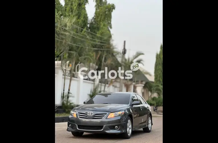 TOKS STANDARD 2010 TOYOTA CAMRY SE for sale in Kaduna, Kaduna - photo 1 of 5