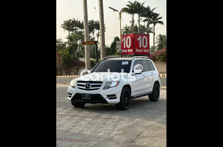 2013 MERCEDES BENZ GLK350