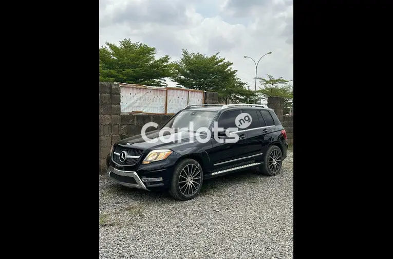 2014 UPGRADED MERCEDES BENZ GLK350 for sale in Abuja, FCT - thumbnail 2