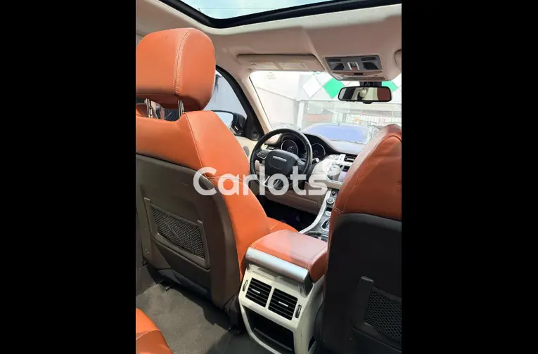 2012 RANGE ROVER EVOQUE PRESTIGE PREMIUM - 2/5