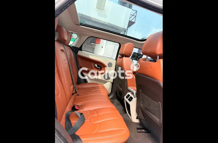 2012 RANGE ROVER EVOQUE PRESTIGE PREMIUM - 4/5