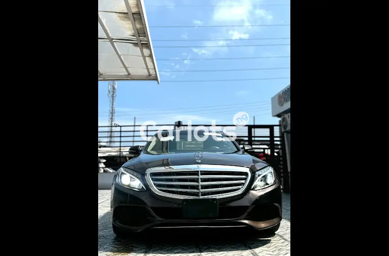 2015 Mercedes Benz C300 4matic