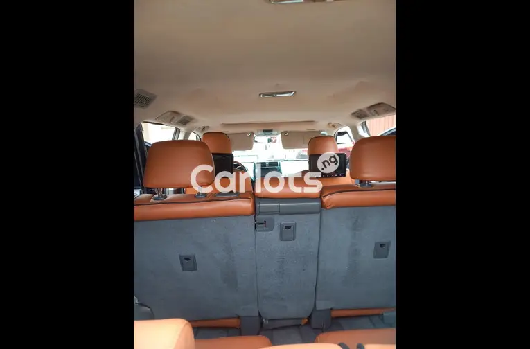 Toyota LandCruiser Prado 2022 Upgraded for sale in Lagos, Lagos - thumbnail 4