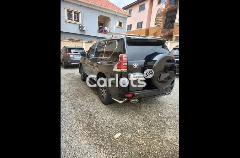 Toyota LandCruiser Prado 2022 Upgraded for sale in Lagos, Lagos - thumbnail 5