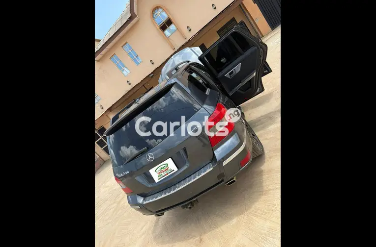 2011 Mercedes Benz GLK350 4MATIC FULL OPTION - 4/5