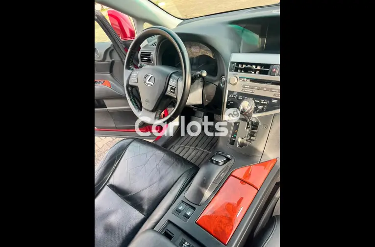 Foreign used 2011 Lexus Rx350 for sale in Abuja, FCT - photo 2 of 5
