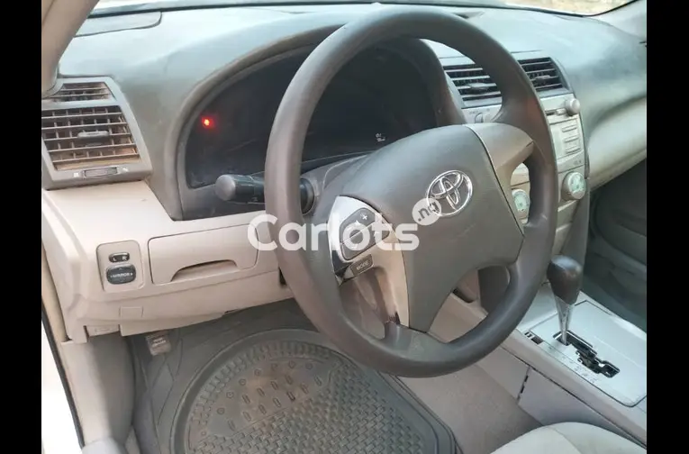 Nigerian Used 2011 UPGRADED TOYOTA CAMRY LE for sale in Abuja, FCT - thumbnail 2