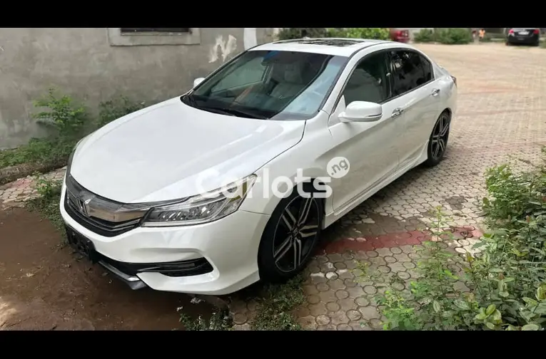 2016 HONDA ACCORD FULL OPTION