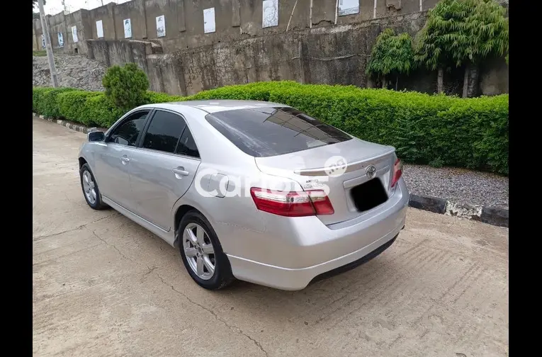 2011 UPGRADED TOYOTA CAMRY SE - 5/5